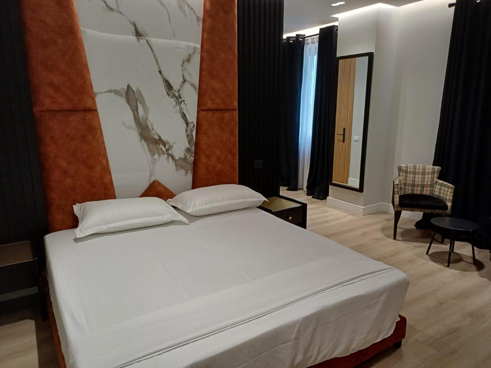 Oxygen Boutique Hotel Tirana Exterior photo