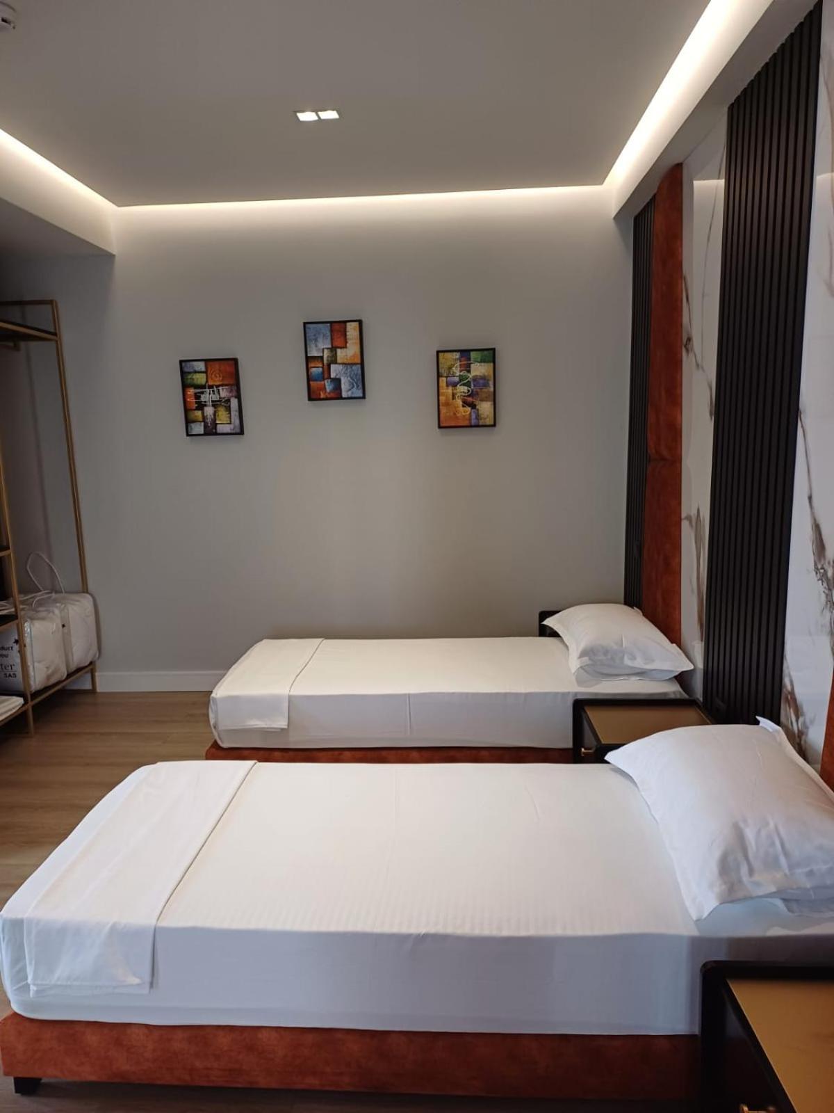 Oxygen Boutique Hotel Tirana Exterior photo