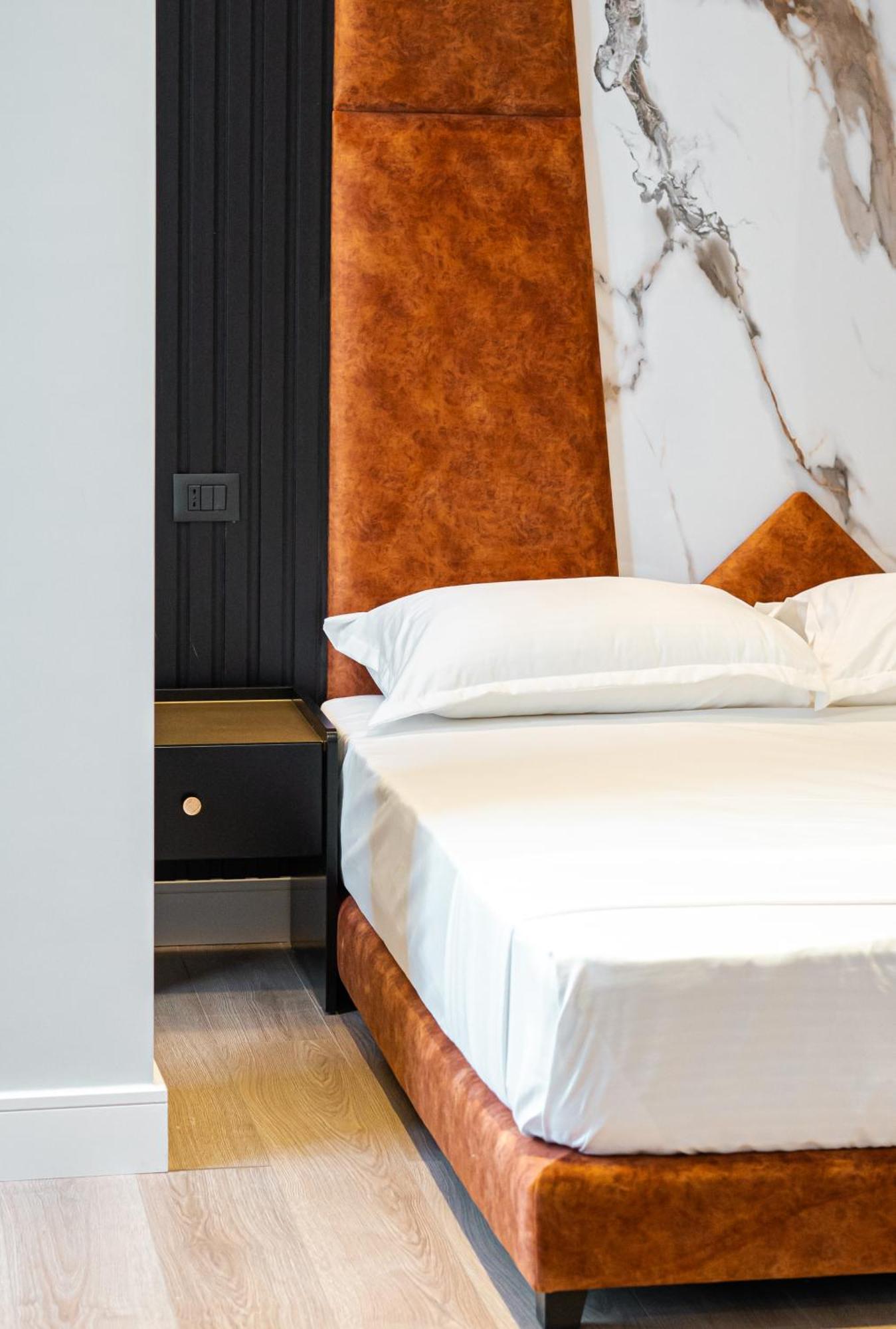 Oxygen Boutique Hotel Tirana Exterior photo